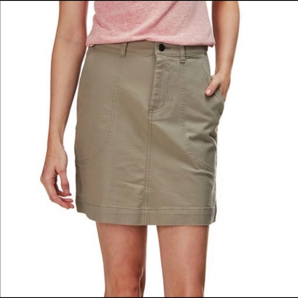 NWT Patagonia Womens Stand Up Skirt